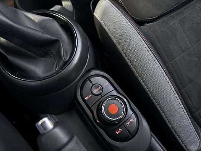 MINI Cooper John Cooper Works