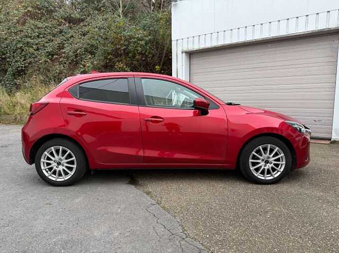 Mazda 2 2 1.5i Skyactiv-G Exclusive Line Navi