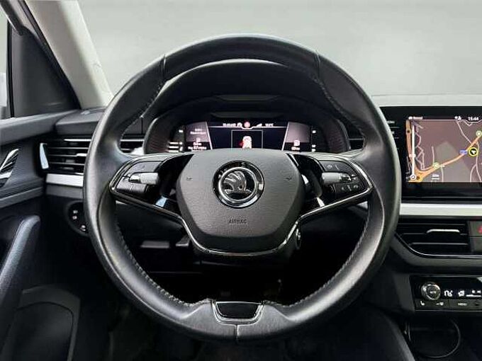 SKODA Scala Scala 1.0 TSI Ambition *Navi*CarPlay*Garantie 1an*