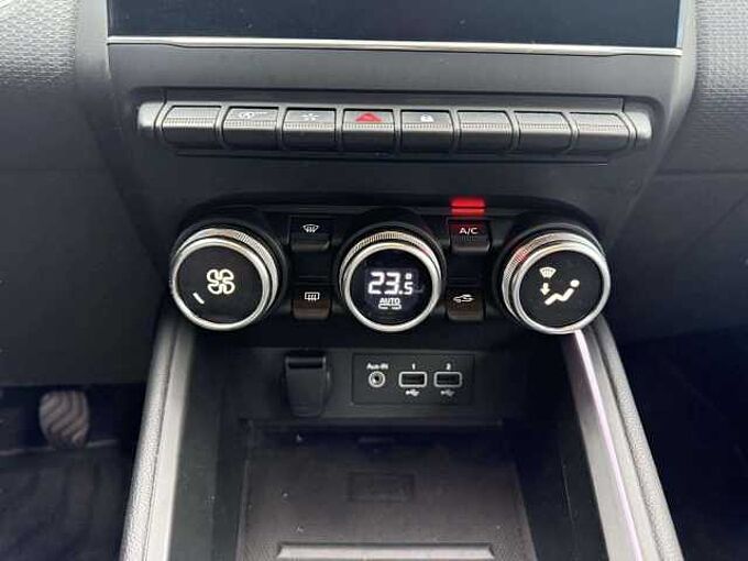 Renault Clio Clio1.0 intens*Pr&ecirc;t &agrave; immat*11.156&euro; HTVA*