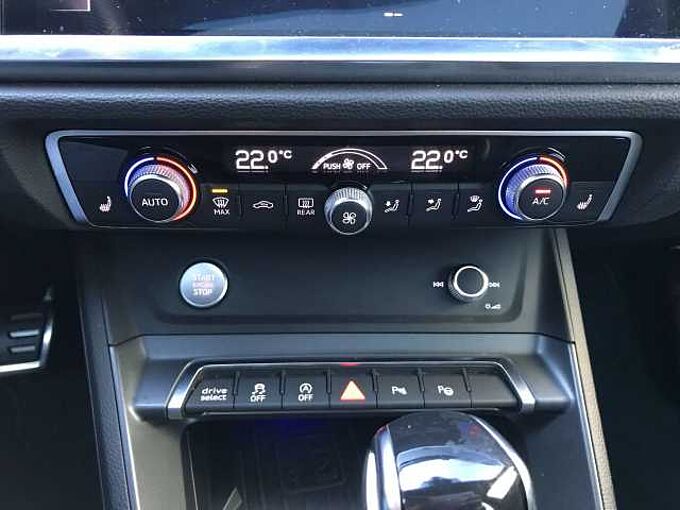 Audi Q3 Q3 Sportback 35 TDi S line S tronic