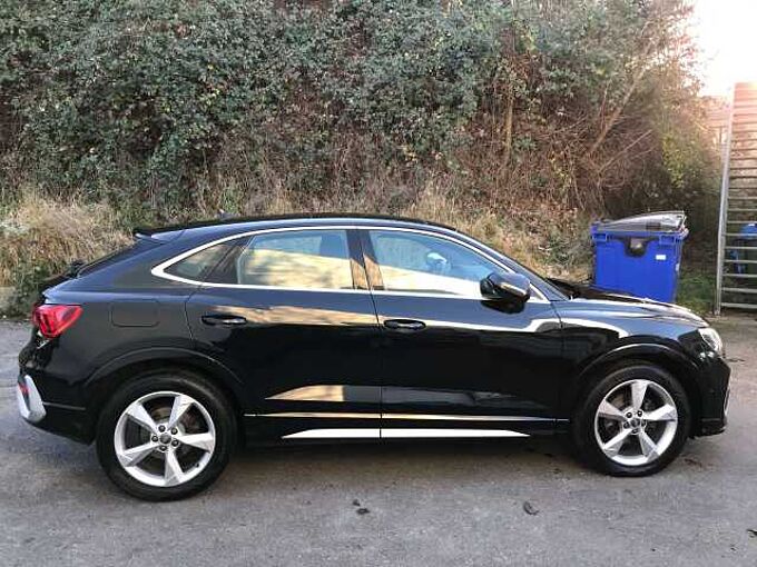 Audi Q3 Q3 Sportback 35 TDi S line S tronic