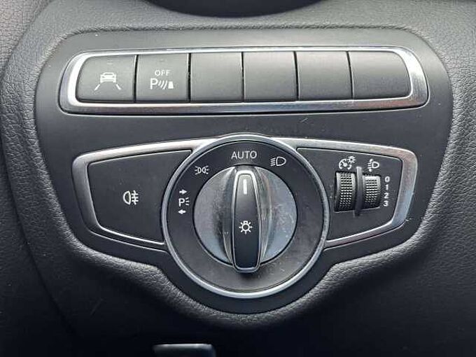 Mercedes-Benz C 220 d Break Avantgarde Cuir Navi Marchand/Export