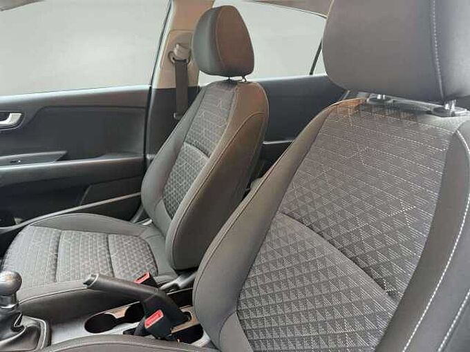Kia Rio Rio 1.2i Navi Edition *CarPlay*Navi*Garantie 1 an*