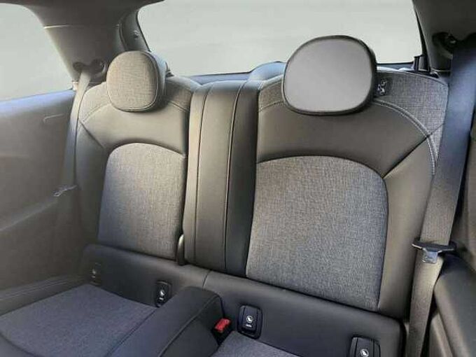 MINI Cooper Cooper D