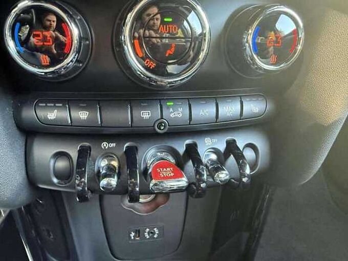 MINI Cooper Cooper D