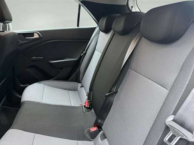 Hyundai i20 i20 1.2i *CarPlay*pr&ecirc;t &agrave; immat*Garantie 12 mois*