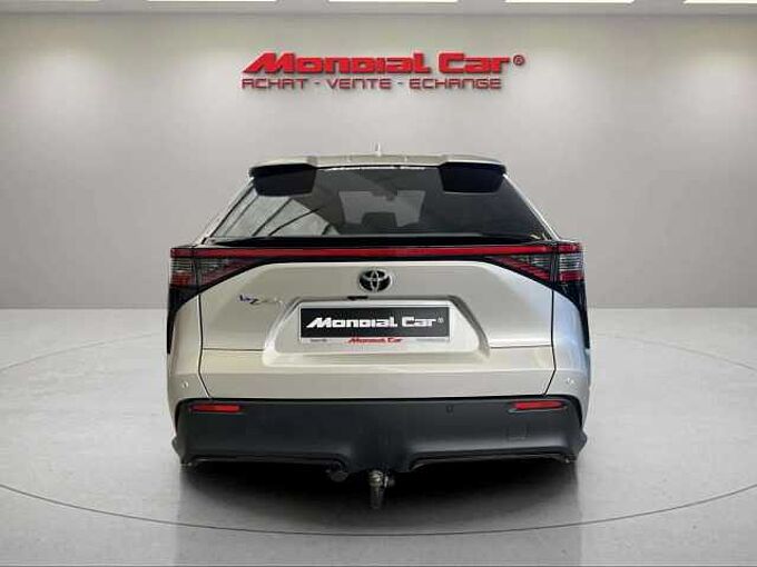 Toyota bZ4X BZ4X 71.4 kWh 2WD Executive Full option 10.816 Kms