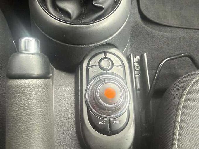 MINI One Mini 1.5 One *Navi*Garantie*Prêt à immatriculer*