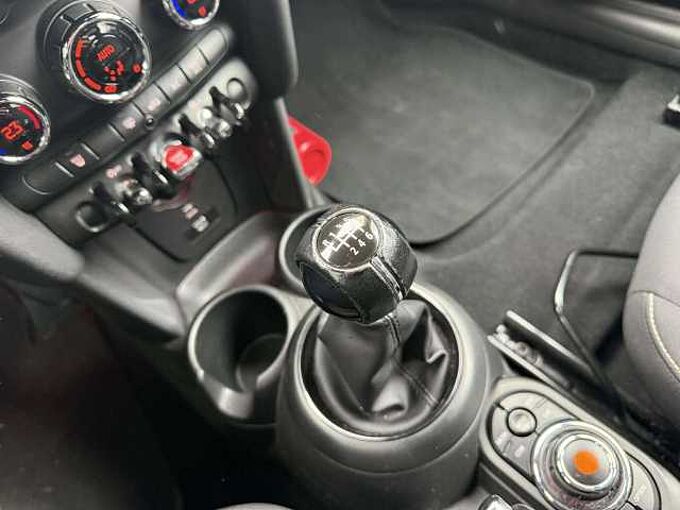 MINI One Mini 1.5 One *Navi*Garantie*Prêt à immatriculer*