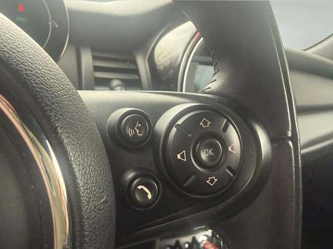 MINI One Mini 1.5 One *Navi*Garantie*Prêt à immatriculer*