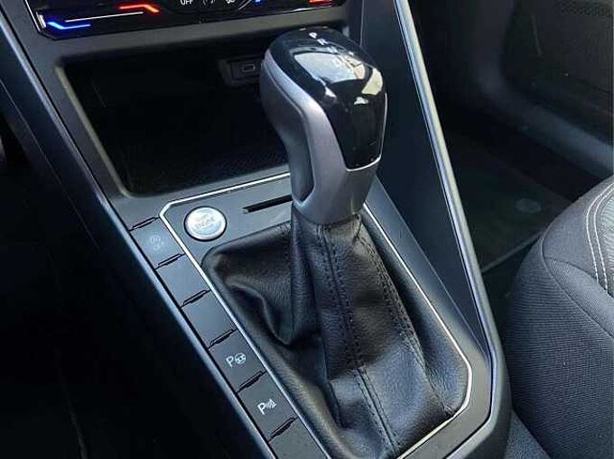 Volkswagen Taigo Taigo 1.0 TSI R-Line * Apple CarPlay * Caméra *