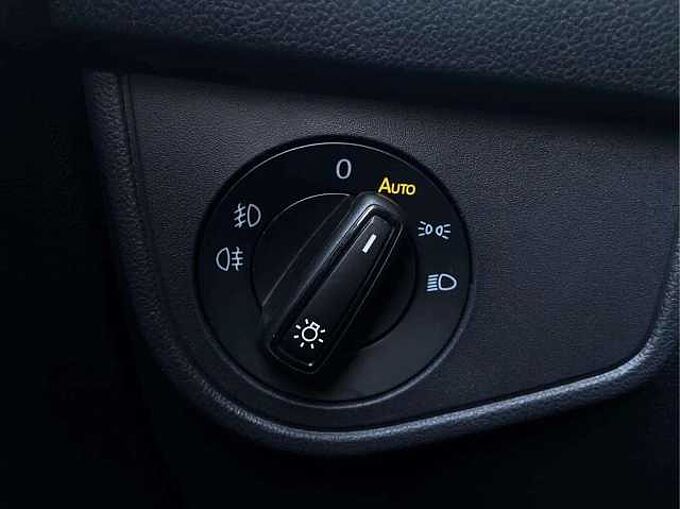 Volkswagen Taigo Taigo 1.0 TSI R-Line * Apple CarPlay * Caméra *