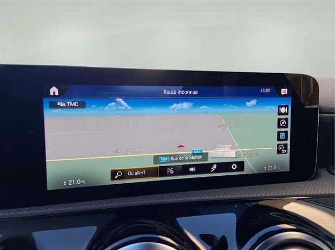 Mercedes-Benz A 180 A 180 d * AMG * Eclairage d'ambiance * CarPlay *