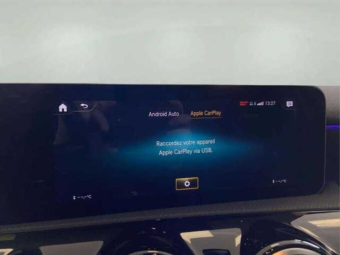 Mercedes-Benz A 180 A 180 d * AMG * Eclairage d'ambiance * CarPlay *