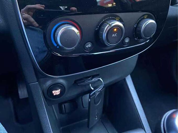 Renault Clio Clio 0.9 TCe * Attache Remorque * Cruise Control *