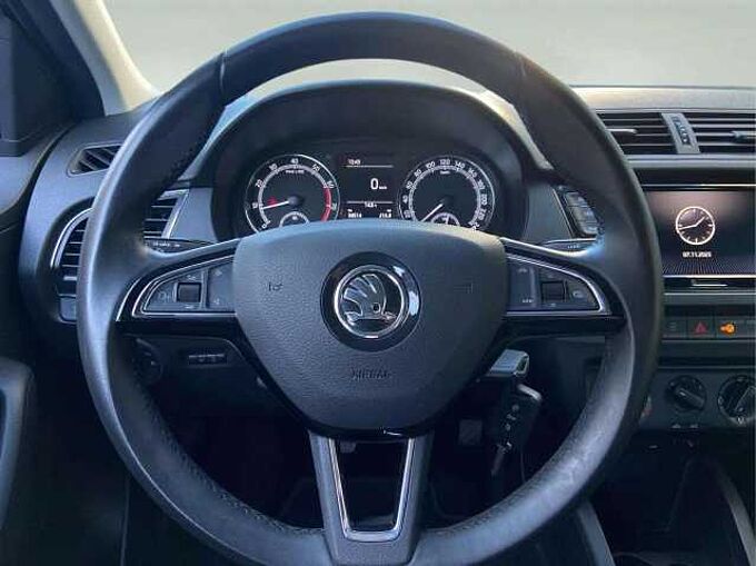 SKODA Fabia Fabia 1.0i * Apple CarPlay * Caméra *