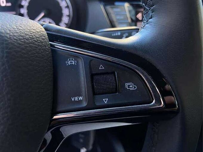 SKODA Fabia Fabia 1.0i * Apple CarPlay * Caméra *