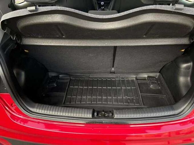 Hyundai i10 i10 1.2i * Apple CarPlay * Navigations *