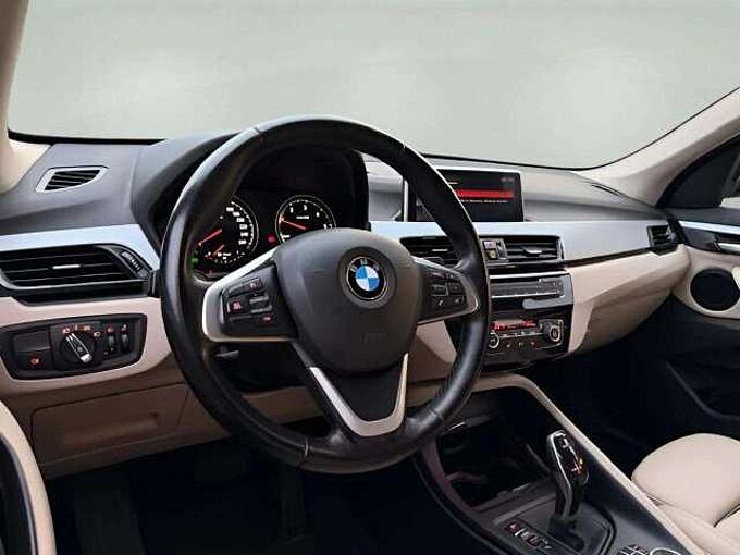 BMW X1 X1 1.5 dA sDrive16 * Apple CarPlay * Caméra *
