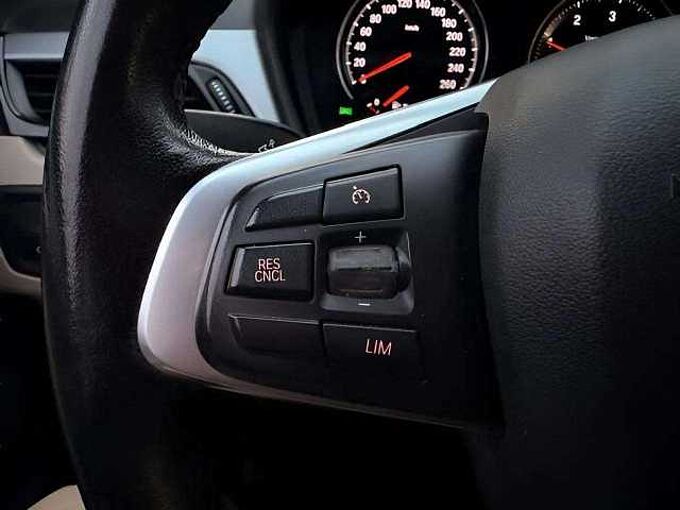 BMW X1 X1 1.5 dA sDrive16 * Apple CarPlay * Caméra *