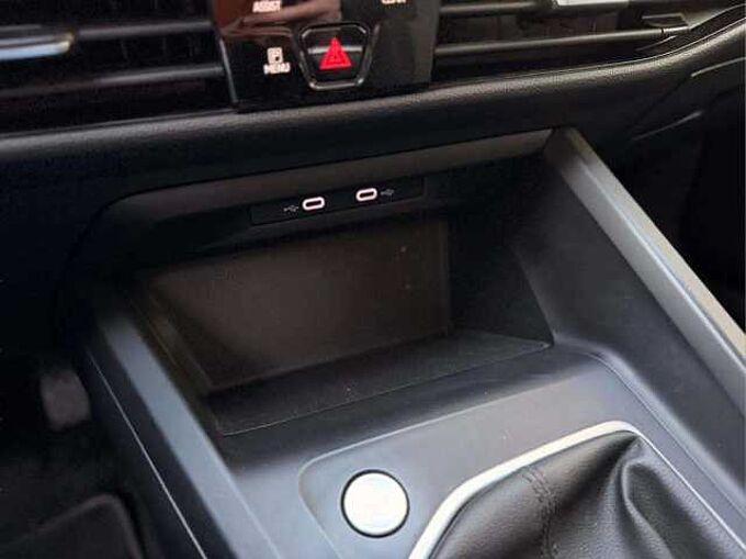 Volkswagen Golf Golf 1.0 TSI * Apple CarPlay * Virtual Cockpit *