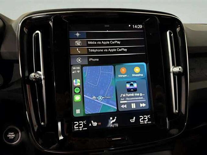 Volvo XC40 XC40 1.5 T3 * Momentum * Apple CarPlay *
