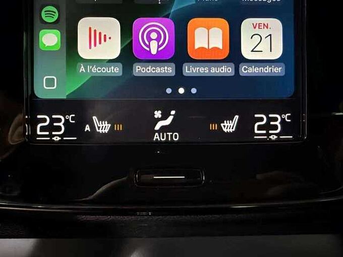 Volvo XC40 XC40 1.5 T3 * Momentum * Apple CarPlay *