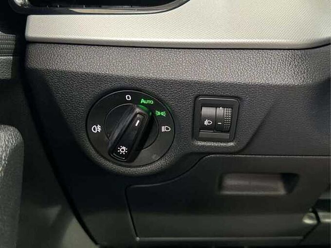 SKODA Kamiq Kamiq 1.0 TSI Ambition * Apple CarPlay *