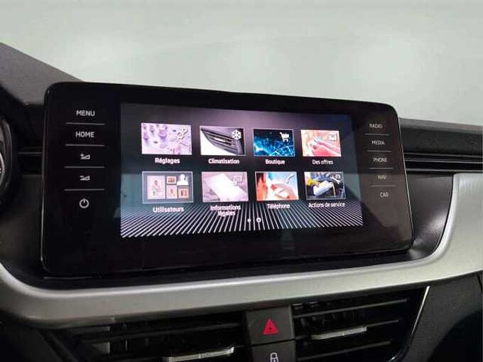 SKODA Kamiq Kamiq 1.0 TSI Ambition * Apple CarPlay *