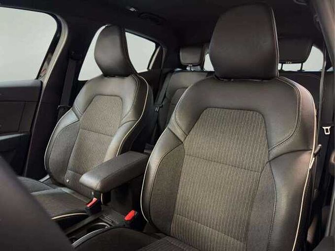 Renault Clio Clio 1.0 TCe Intens * Apple CarPlay * Cam&eacute;ra *