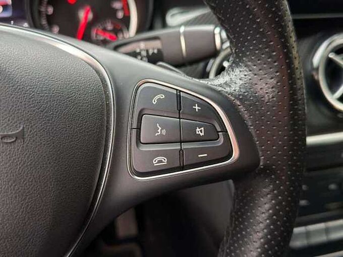 Mercedes-Benz CLA 180 CLA 180 * AMG-Line * Cam&eacute;ra arri&egrave;re *