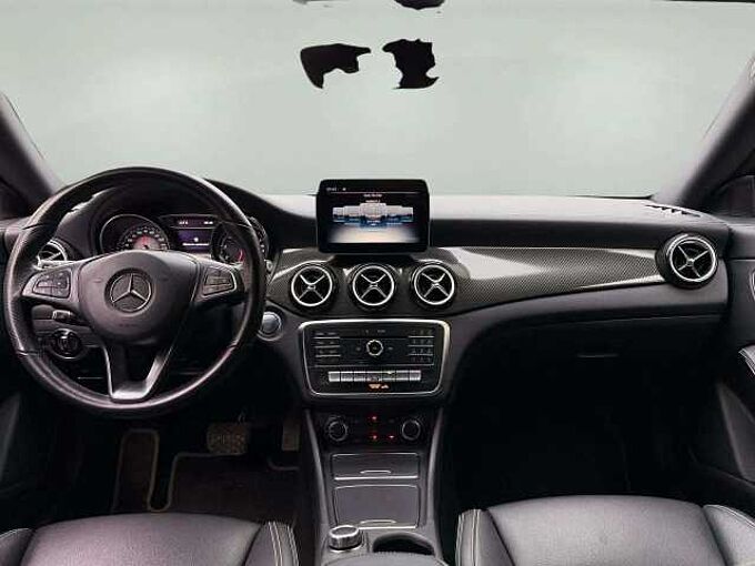 Mercedes-Benz CLA 180 CLA 180 * AMG-Line * Cam&eacute;ra arri&egrave;re *