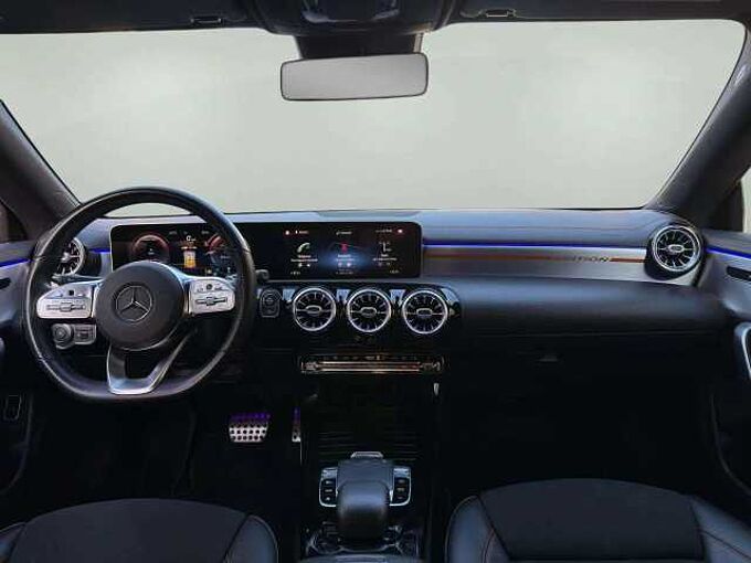 Mercedes-Benz CLA 180 CLA 180 d * Launch edition * Apple CarPlay *