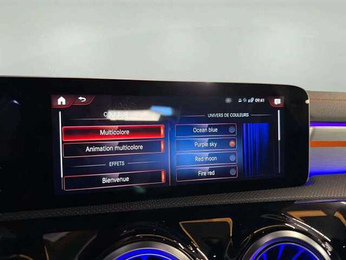 Mercedes-Benz CLA 180 CLA 180 d * Launch edition * Apple CarPlay *