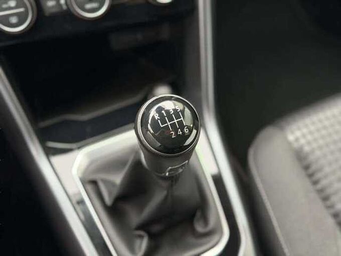 Volkswagen T-Roc T-Roc 1.0 TSI Active * Apple CarPlay * Cam&eacute;ra *