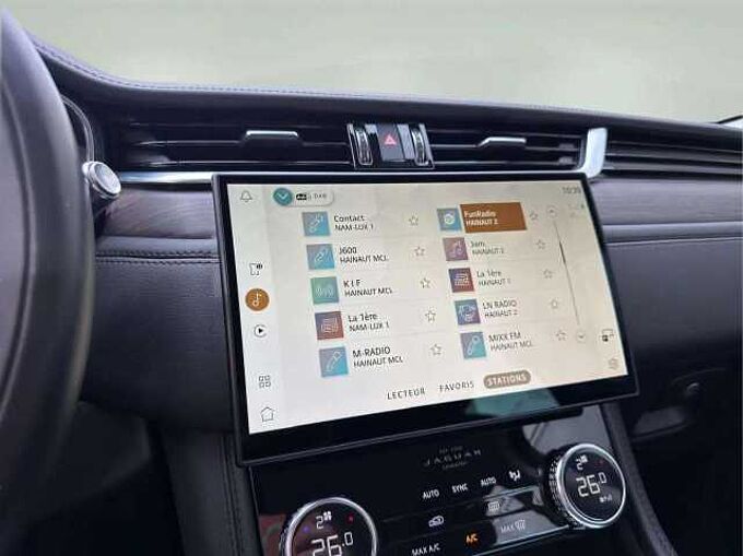 Jaguar F-Pace F-Pace 2.0 T AWD P250 *Appel CarPlay * Caméra 360*