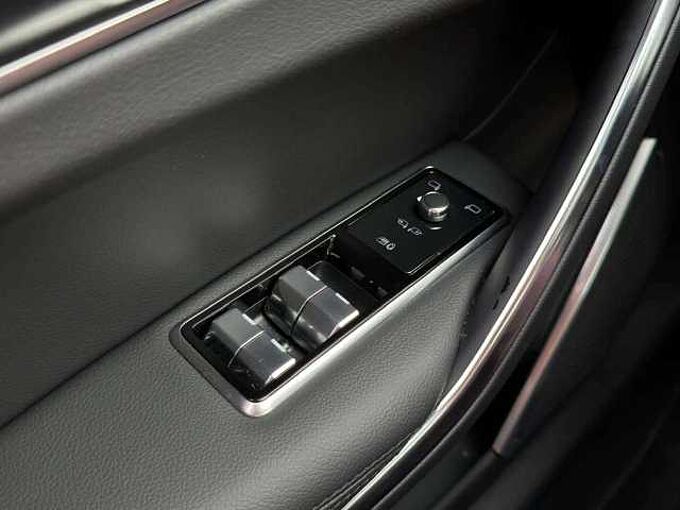 Jaguar F-Pace F-Pace 2.0 T AWD P250 *Appel CarPlay * Caméra 360*