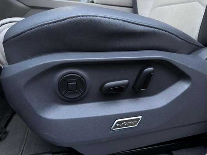 Volkswagen Touareg Touareg 3.0 TDi V6 SCR 4Mo R-Line