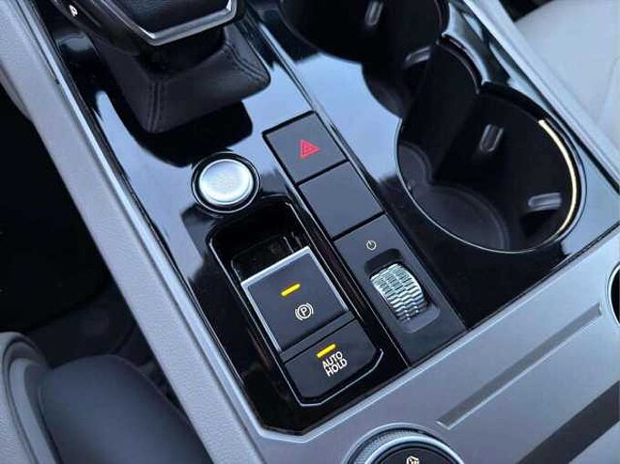 Volkswagen Touareg Touareg 3.0 TDi V6 SCR 4Mo R-Line