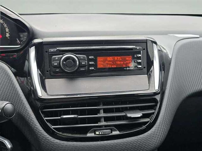 Peugeot 2008 2008 1.2i PureTech Access