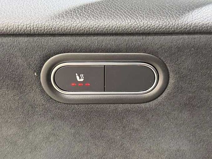 Mercedes-Benz A 200 A 200 AMG * CARPLAY * GPS * sièges chauffants *