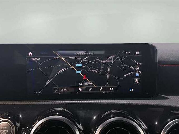 Mercedes-Benz A 200 A 200 AMG * CARPLAY * GPS * sièges chauffants *