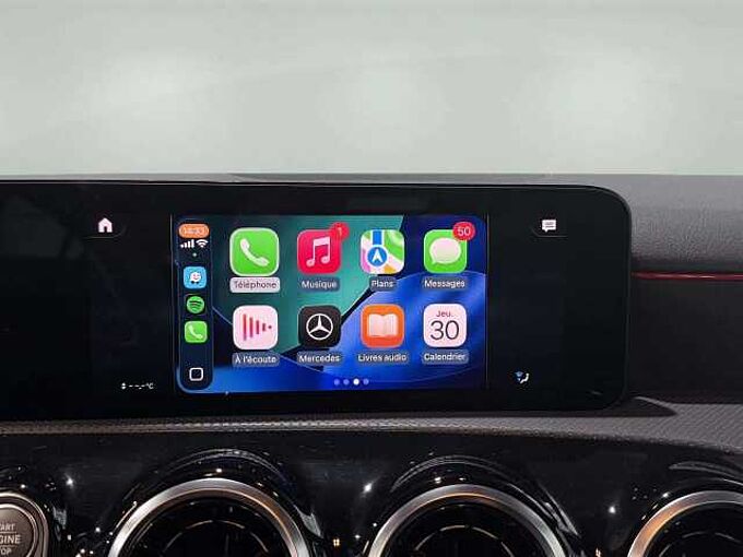 Mercedes-Benz A 200 A 200 AMG * CARPLAY * GPS * sièges chauffants *