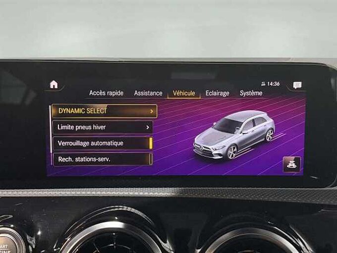 Mercedes-Benz A 200 A 200 AMG * CARPLAY * GPS * sièges chauffants *