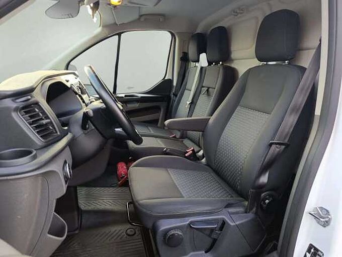 Ford Transit Custom 2.0 TDCi Ambiente * Utilitaire * TVA * Garantie *