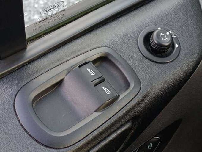 Ford Transit Custom 2.0 TDCi Ambiente * Utilitaire * TVA * Garantie *