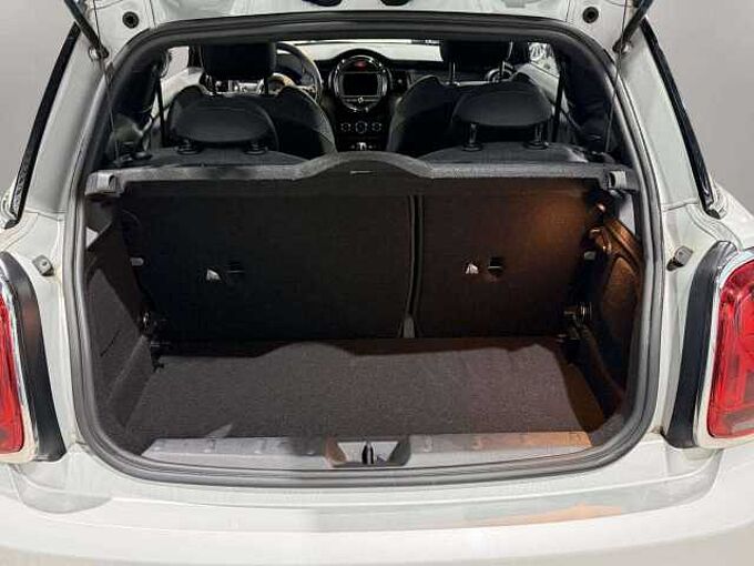 MINI Cooper Mini 1.5 Cooper * GPS * BLUETOOTH * toit pano *