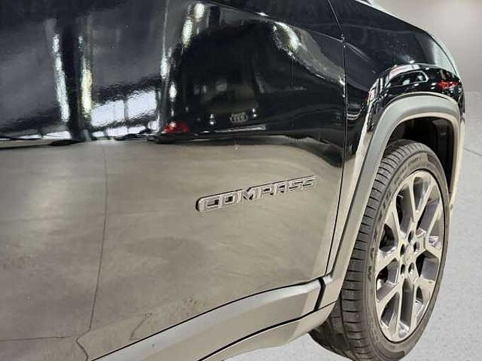 Jeep Compass Compass 1.3 Turbo s * Camera * GPS * carplay *