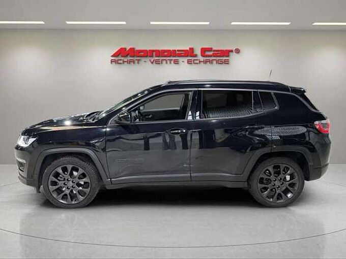 Jeep Compass Compass 1.3 Turbo s * Camera * GPS * carplay *